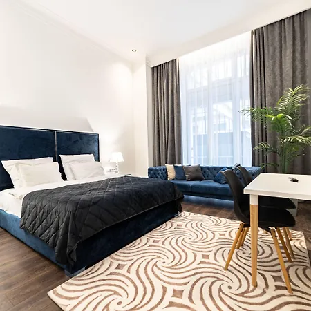 Zoya Luxury 5* Budapest